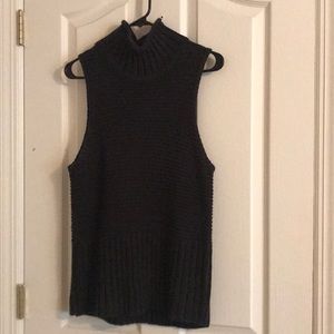 Gap Navy blue sweater tank. Size Medium.